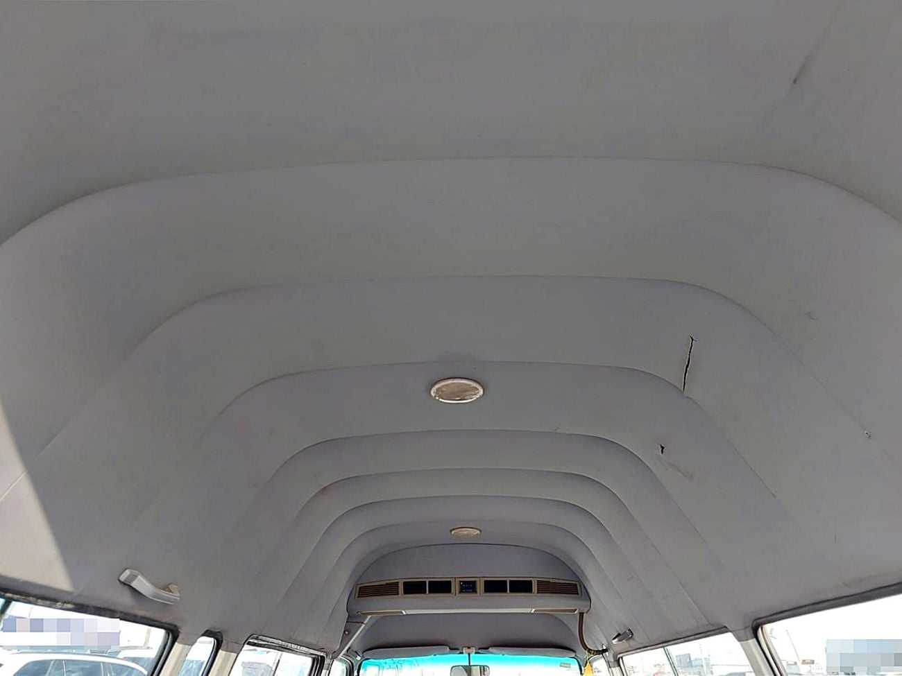 Toyota Hiace STANDARD 1998 - TOYOTA - HIACE - COMMUTER - VAN - PETROL - MANUAL - 2RZ - (PM03448)