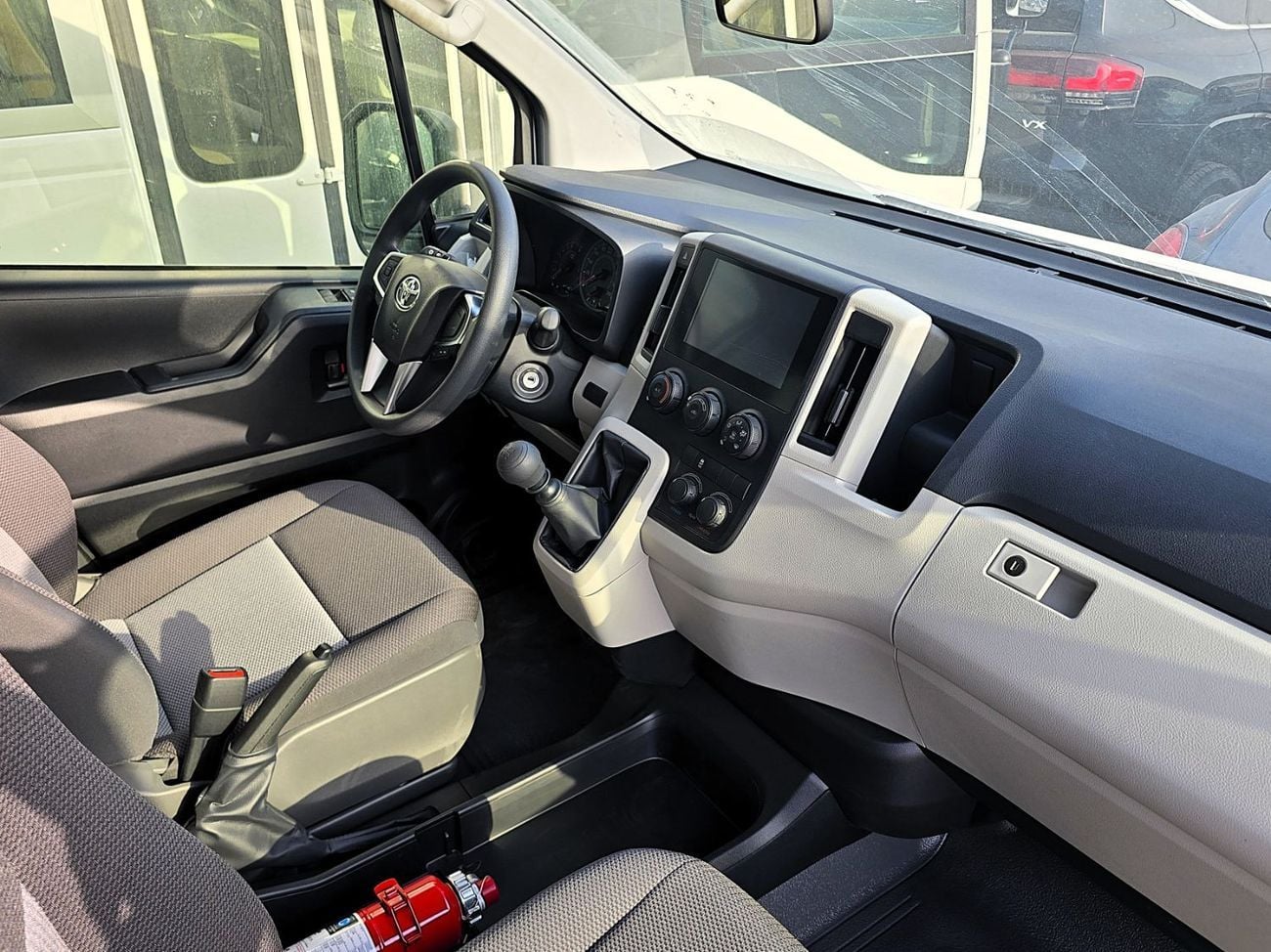 Toyota Hiace DX Toyota Hiace High Roof Black Bump 3.5l M/T White color 2026