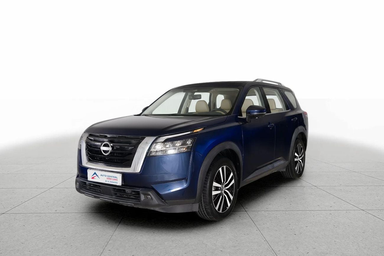 Nissan Pathfinder SV 3.5
