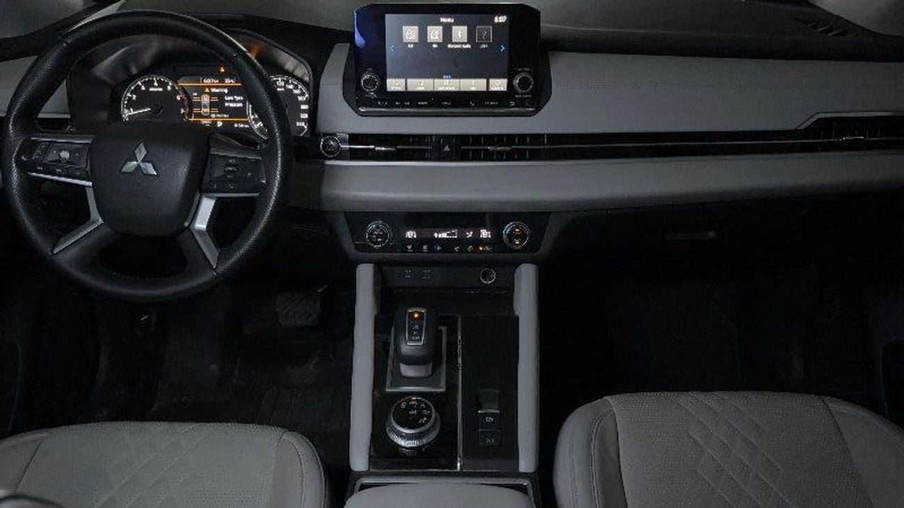 Mitsubishi Outlander GLX MIDLINE 2025 | AED 1079/Month | 0 DP | 30 Day Return | Warranty