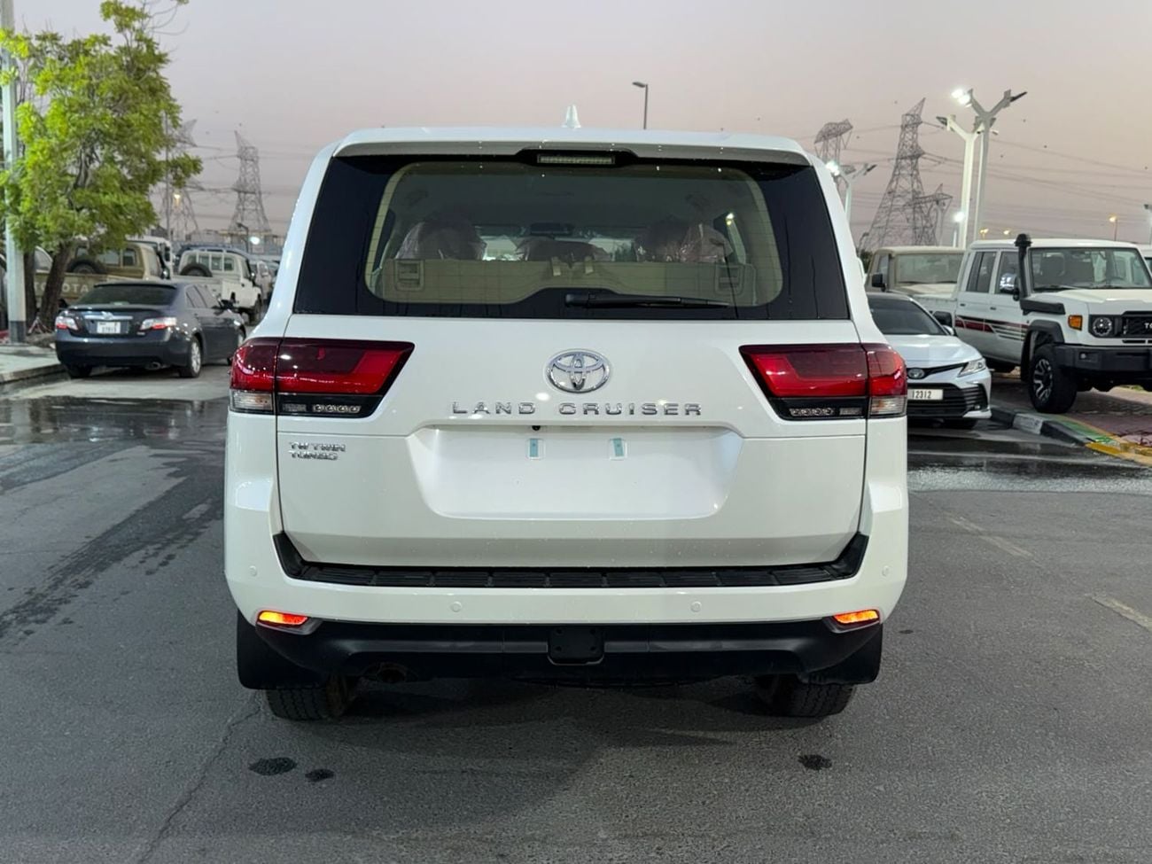Toyota Land Cruiser GXR LAND CRUISER GXR 3.3L TWIN TURBO DIESEL WITHOUT SUNROOF 2026 MODEL