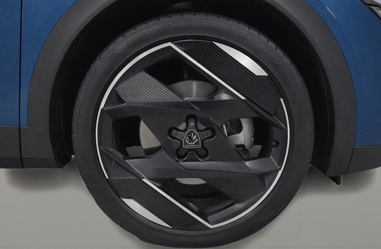 بيجو 408 GT كارس24 هي سوق ضخم للسيارات المستعملة موثوق ومضمون ٪كارس24 هي سوق ضخم للسيارات المستعملة موثوق ومضمون