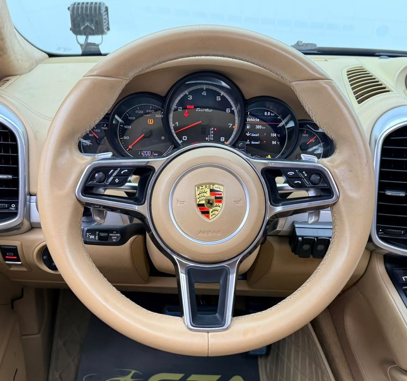 Porsche Cayenne TURBO **2011 Porsche Cayenne Turbo, Excellent Condition, American Specs.