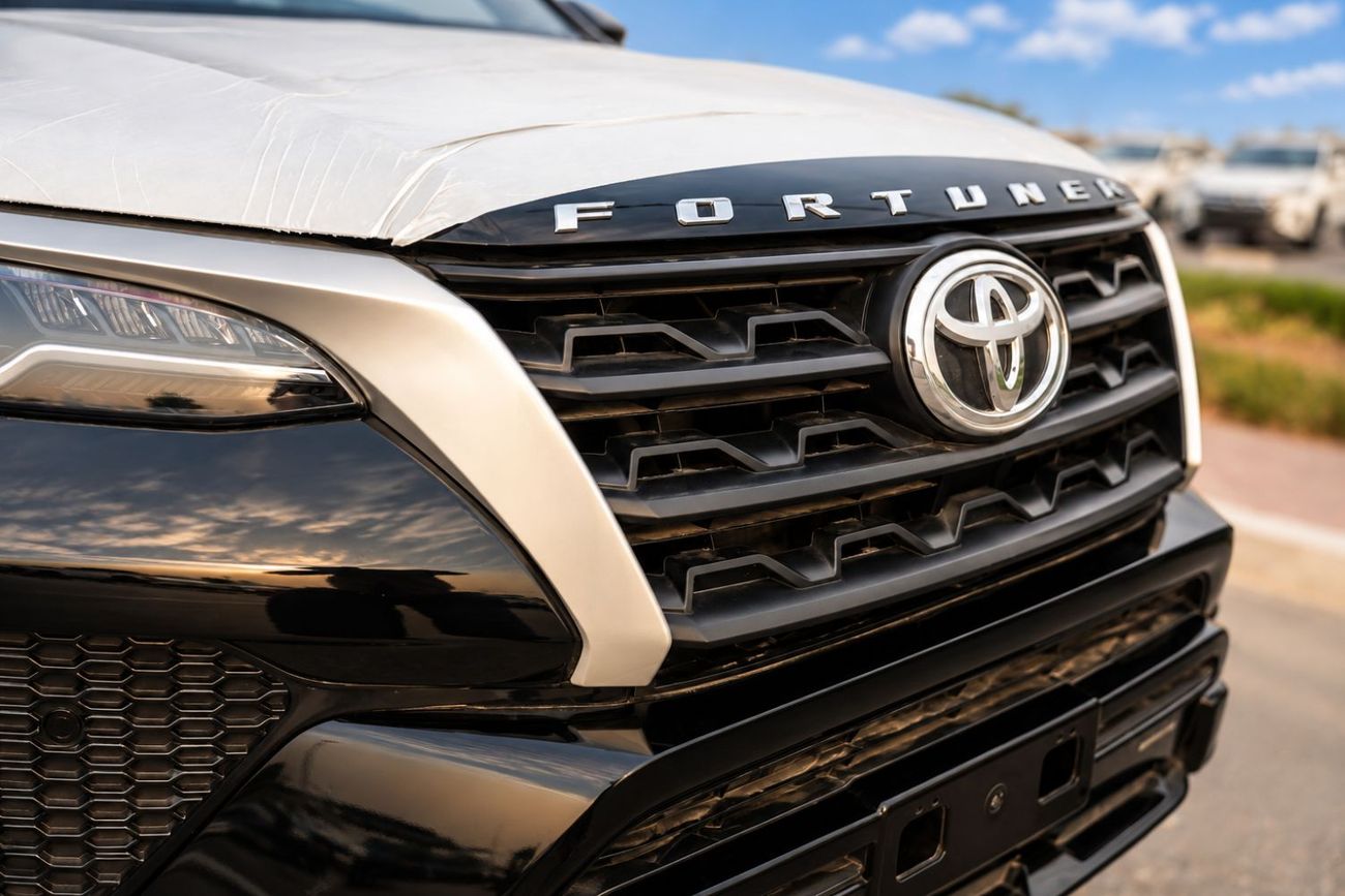 Toyota Fortuner SR5 2026 Toyota Fortuner SR5 2.7L 4WD 2026 Toyota Fortuner SR5 2.7L 4WD