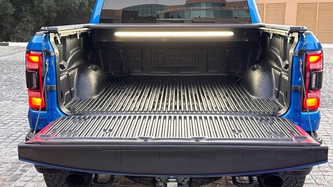 RAM 1500 TRX 6.2L