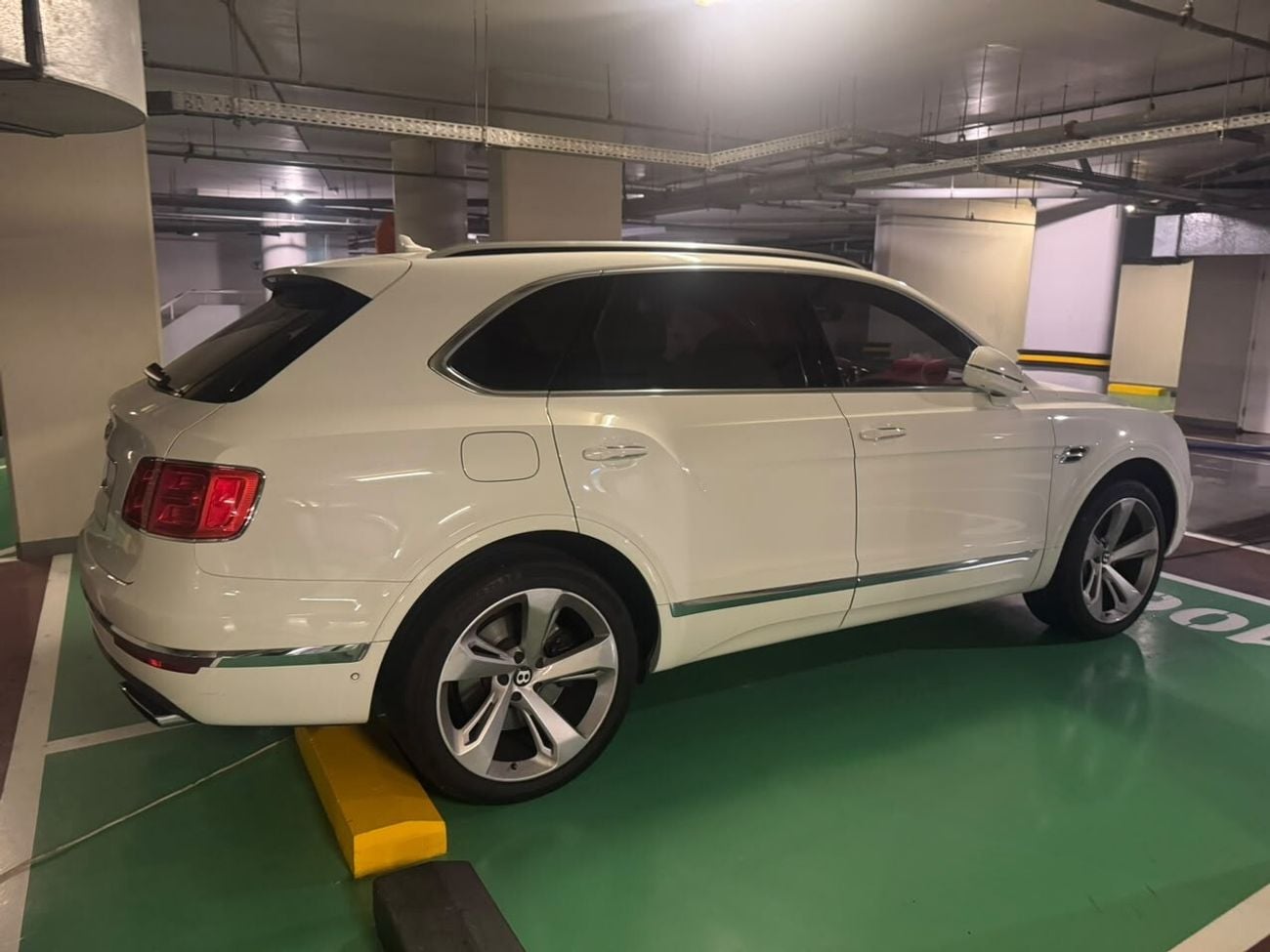 Bentley Bentayga FIRST EDITION