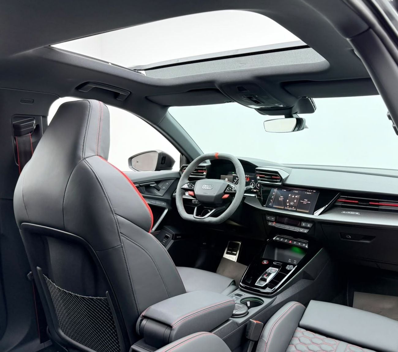 Audi RS3 TFSI SPORTBACK 2026 Audi RS3 Sportback, 2030 Audi Warranty + Service Pack, Carbon Fiber Package, Low Km, GCC