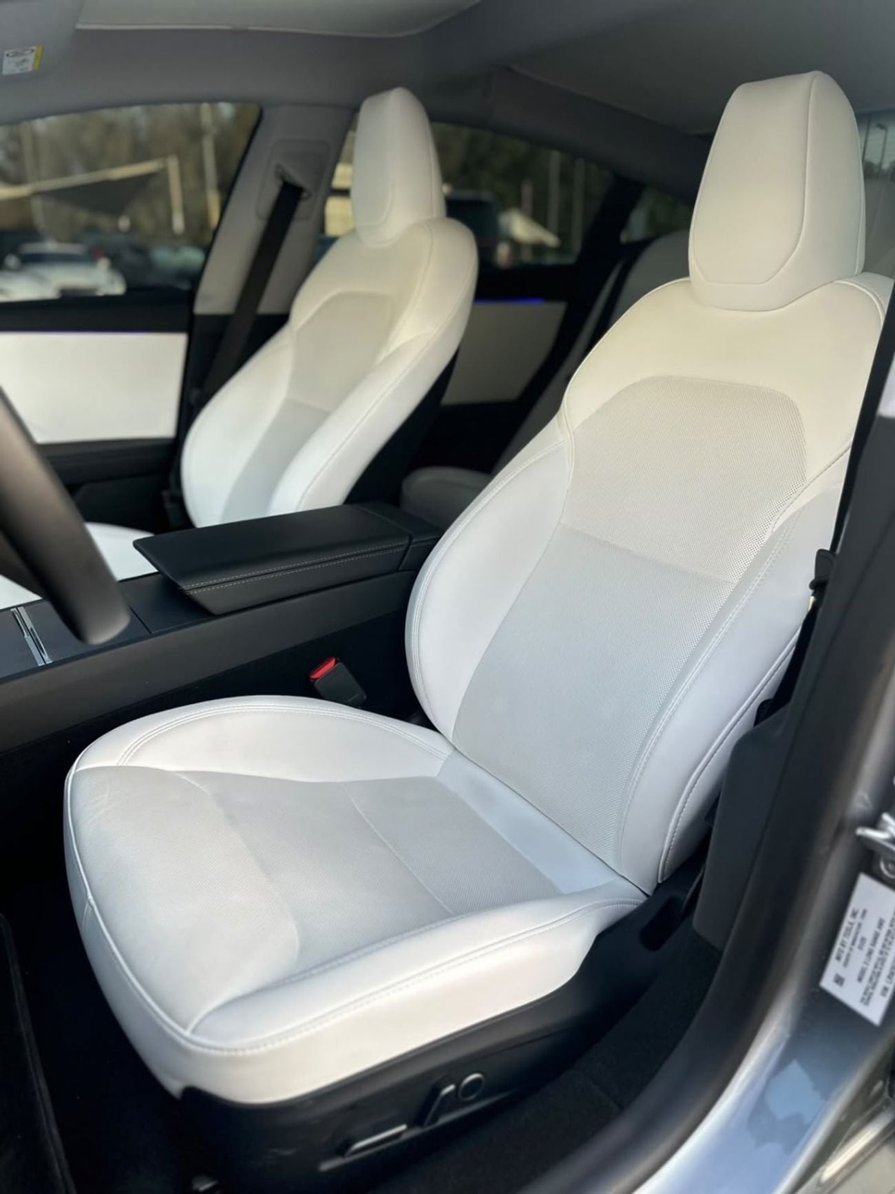 Tesla Model 3 LONG RANGE