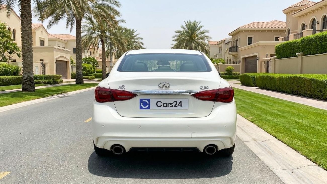 إنفينيتي Q50 LUXE كارس24 هي سوق ضخم للسيارات المستعملة موثوق ومضمون ٪كارس24 هي سوق ضخم للسيارات المستعملة موثوق ومضمون