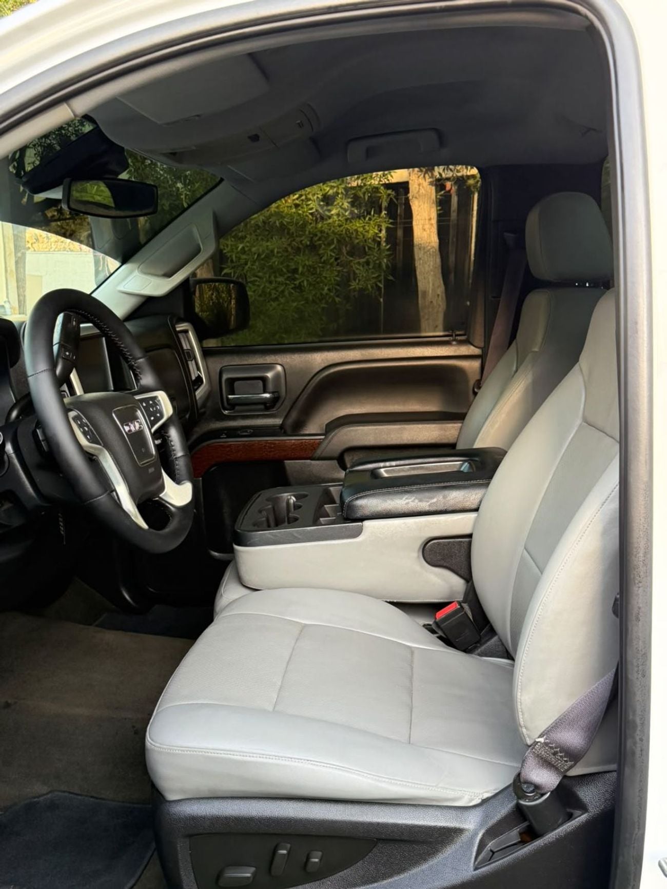 جي أم سي سييرا 1500 REG/CAB SLE Z71