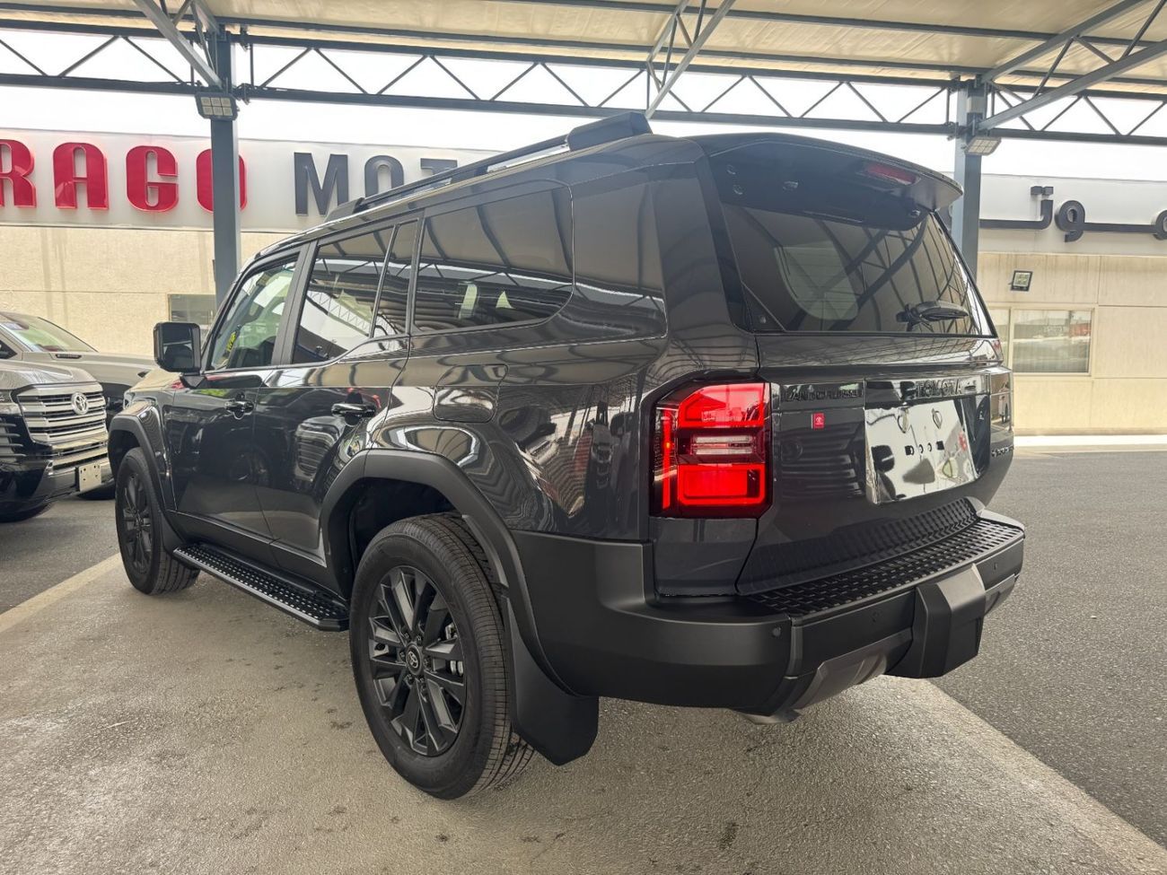 Toyota Prado PREMIUM 2026 TOYOTA PRADO HYBRID 2.4T **EXPORT ONLY**التصدير فقط خارج الخليج***