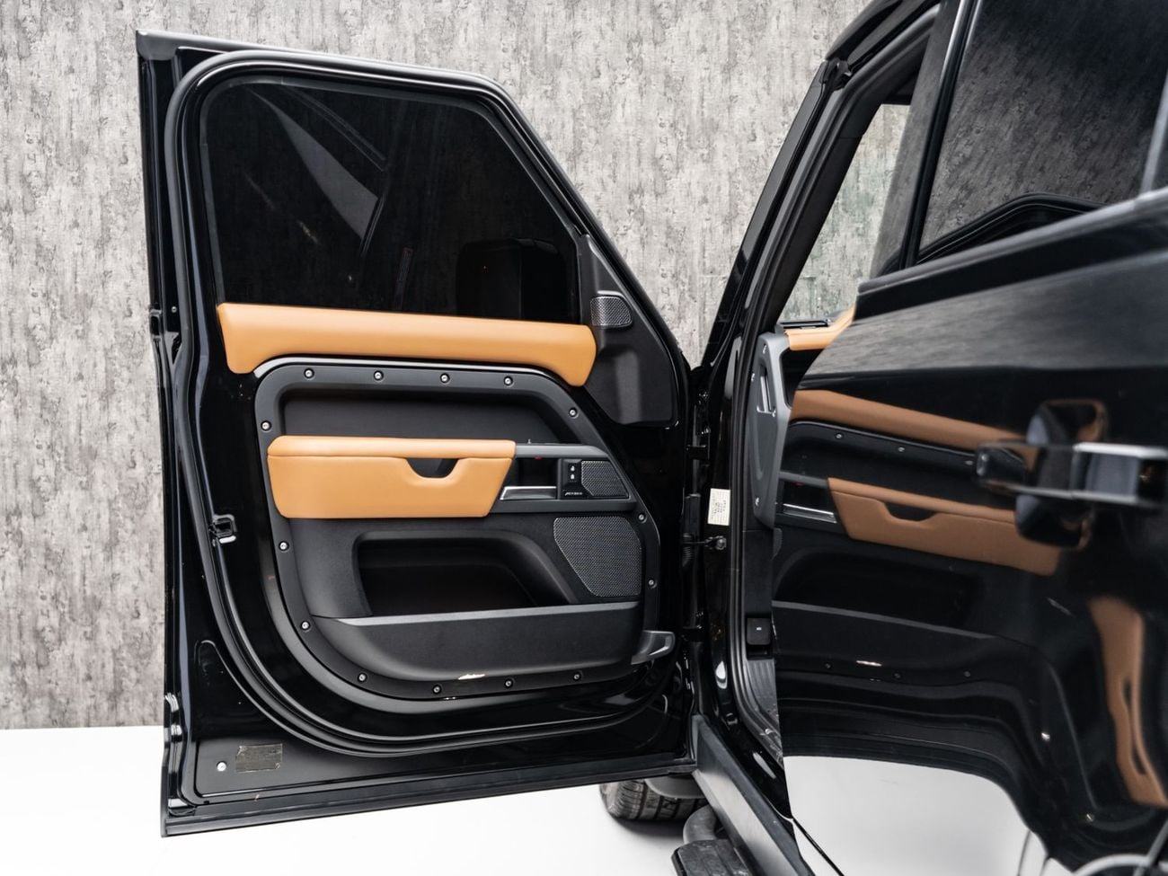 Land Rover Defender 110 X P400