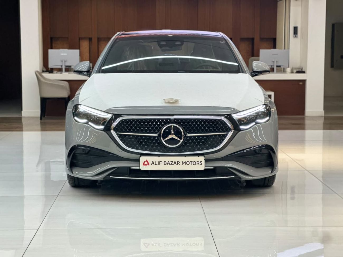 Mercedes Benz E300 AMG Brand new Full option