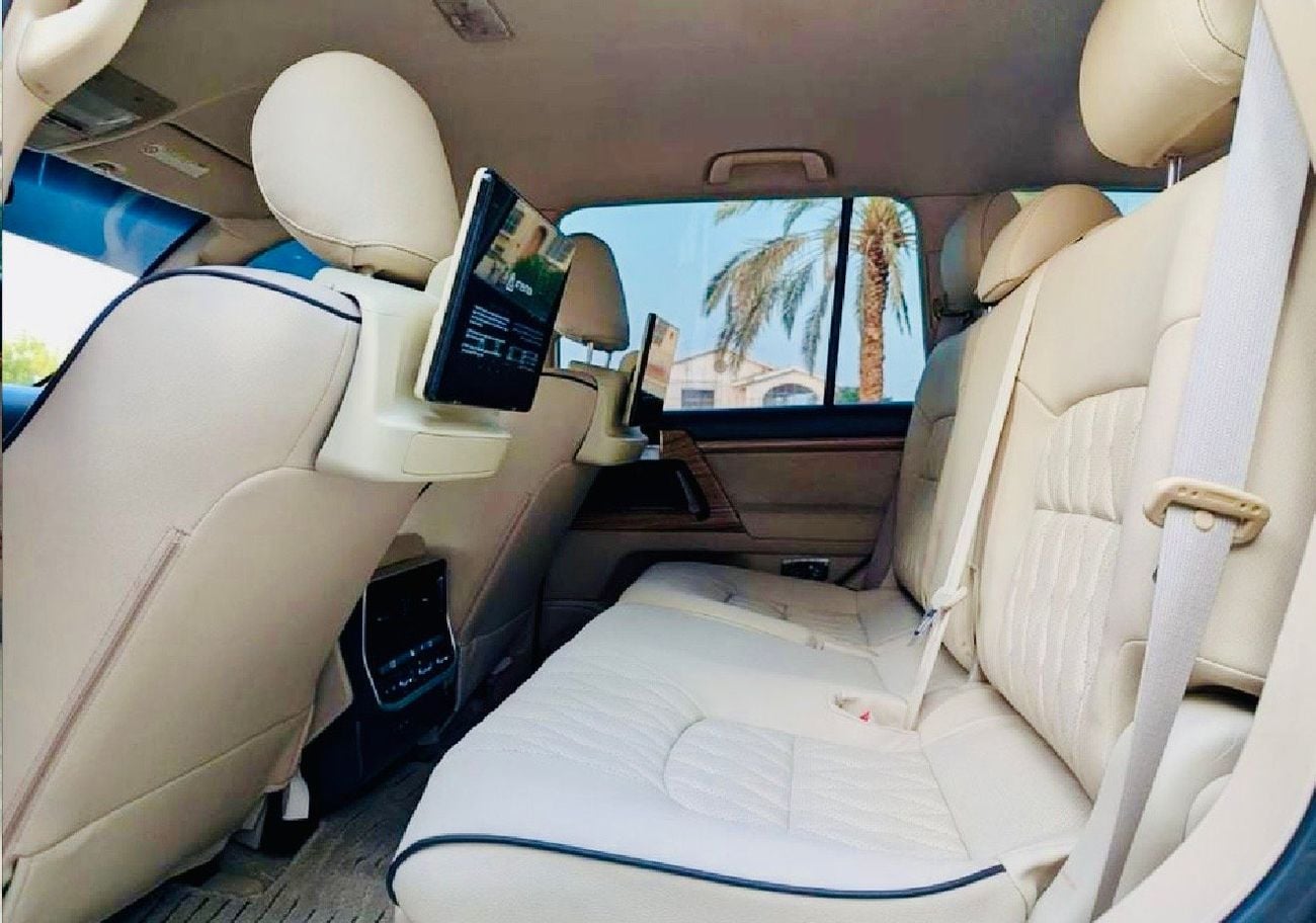 Toyota Land Cruiser GXR