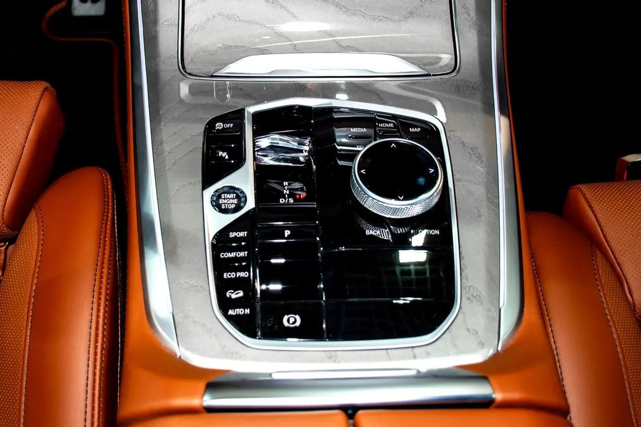 BMW X5 M60i M Performance Luxury