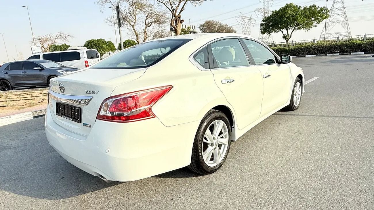 Nissan Altima SV GCC Specs - Excellent Condition
