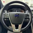 فولفو XC 60 MOMENTUM