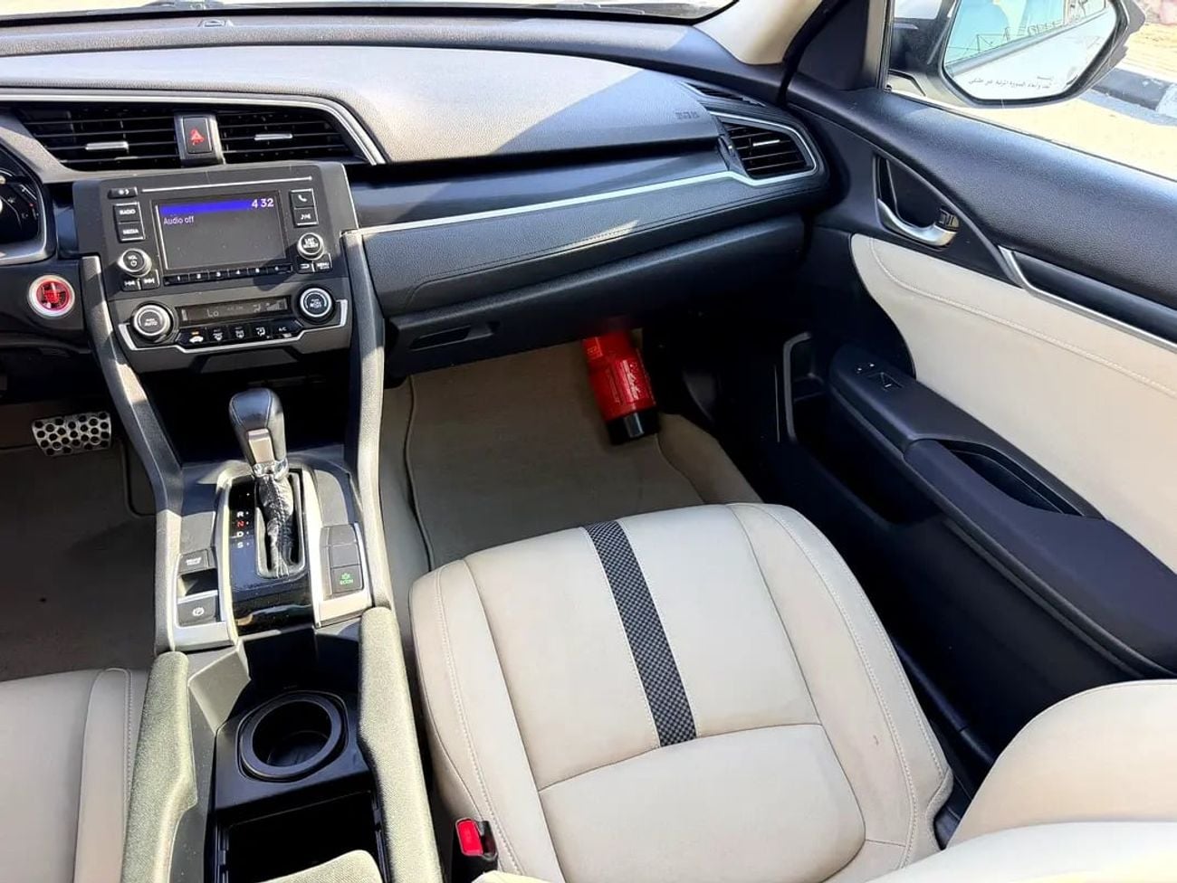 Honda Civic 1.8 i-VTEC GCC Specs single owner full service history from al Futtaim automobiles