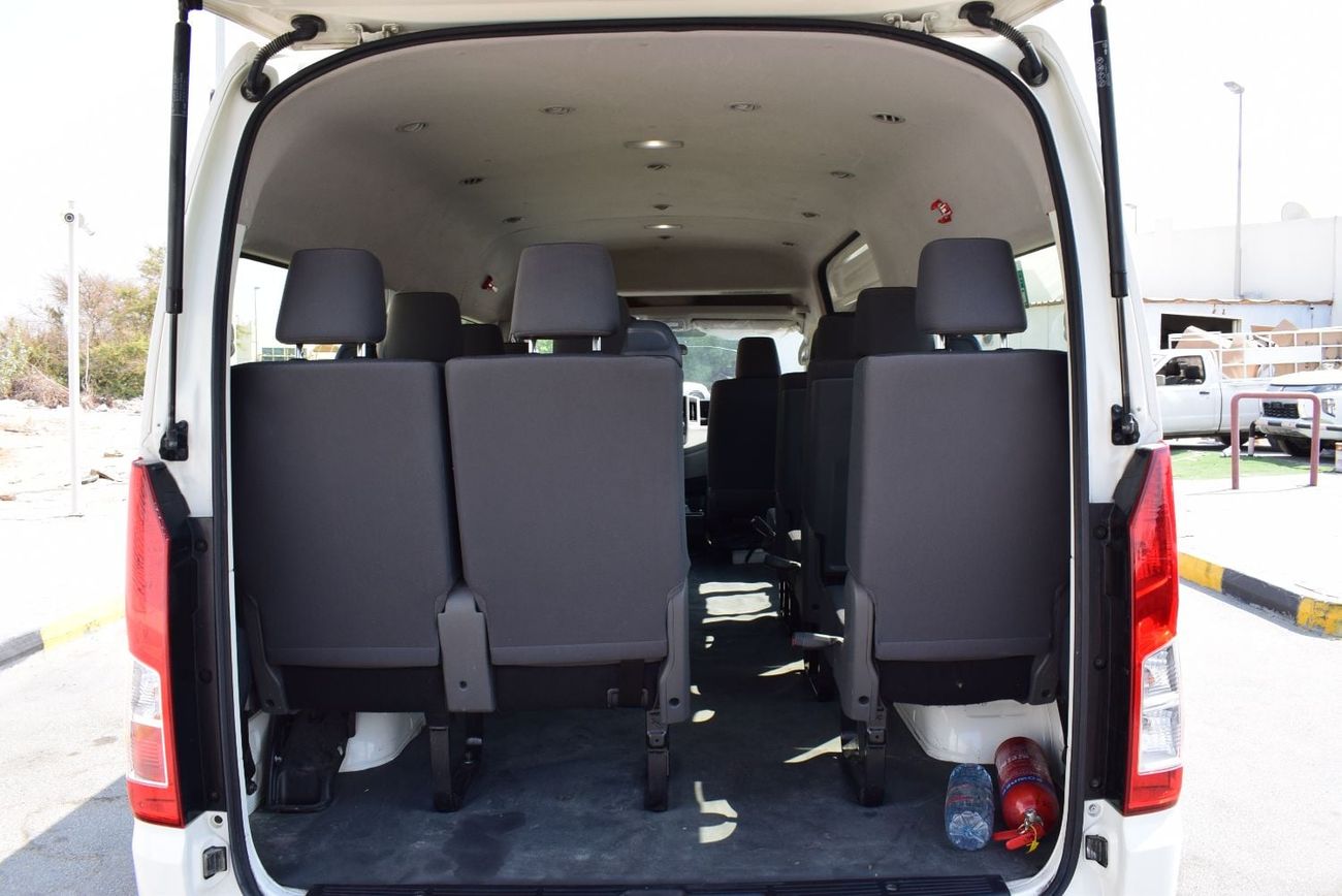 Toyota Hiace GL Toyota Hiace Highroof Bus 3.5L, model:2023