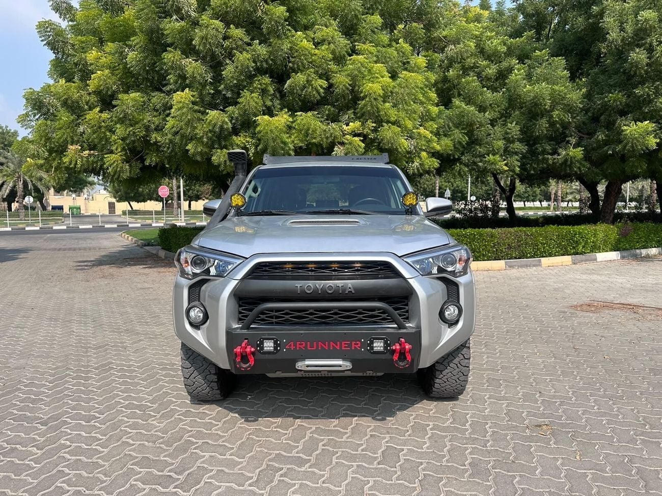 تويوتا فور رنر TRD OFF ROAD Full Option 4X4