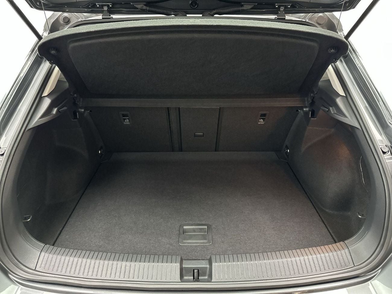 Volkswagen T-ROC LIFE T-Roc Life 1.4L | Adaptive Cruise Control | Multi-color Digital Cockpit | VW Certified