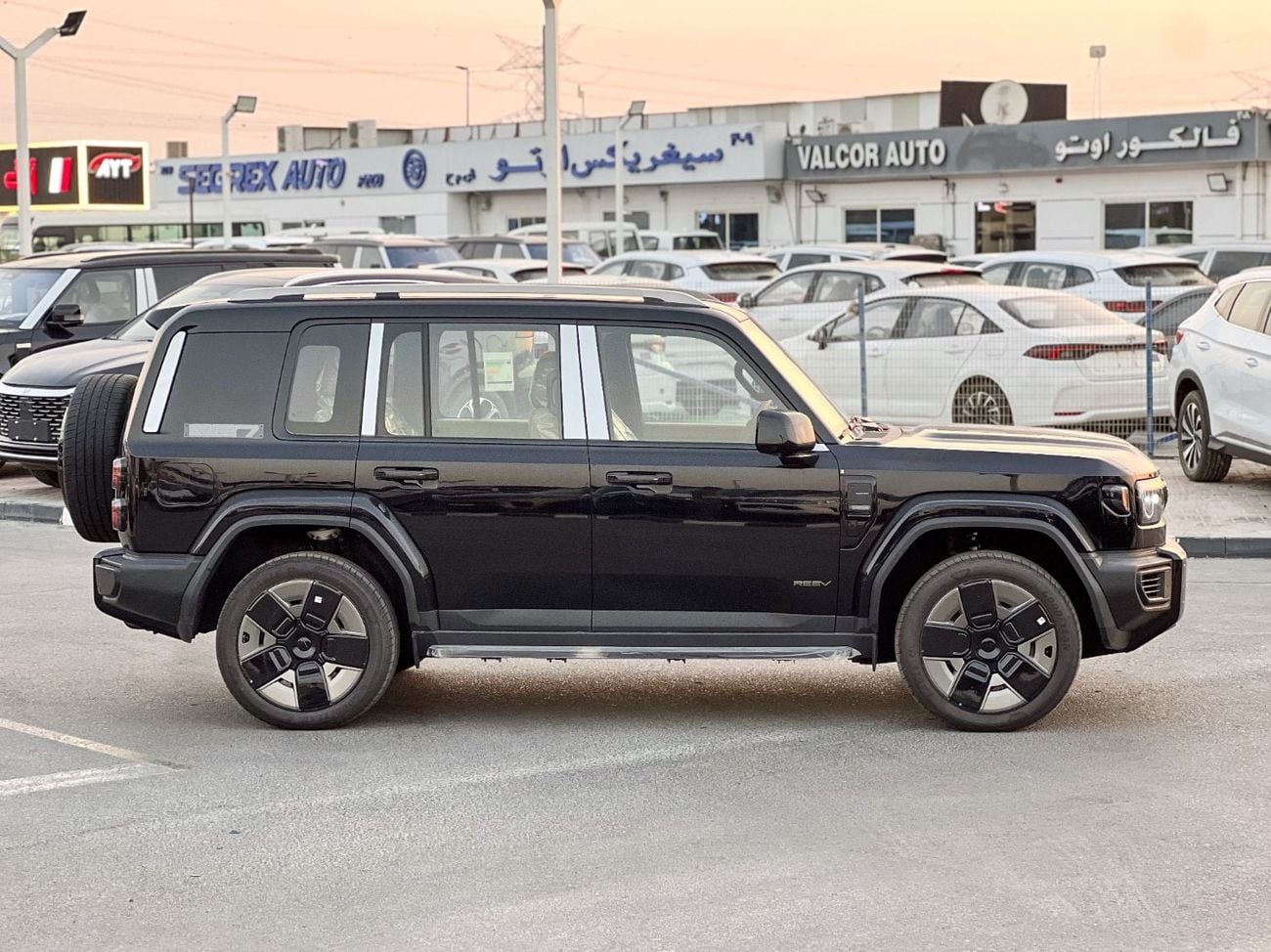 شيري آي كار V27 2027 iCAUR V27 الرائدة 1.5 لتر AWD REEV (تسجيل محلي وتصدير)