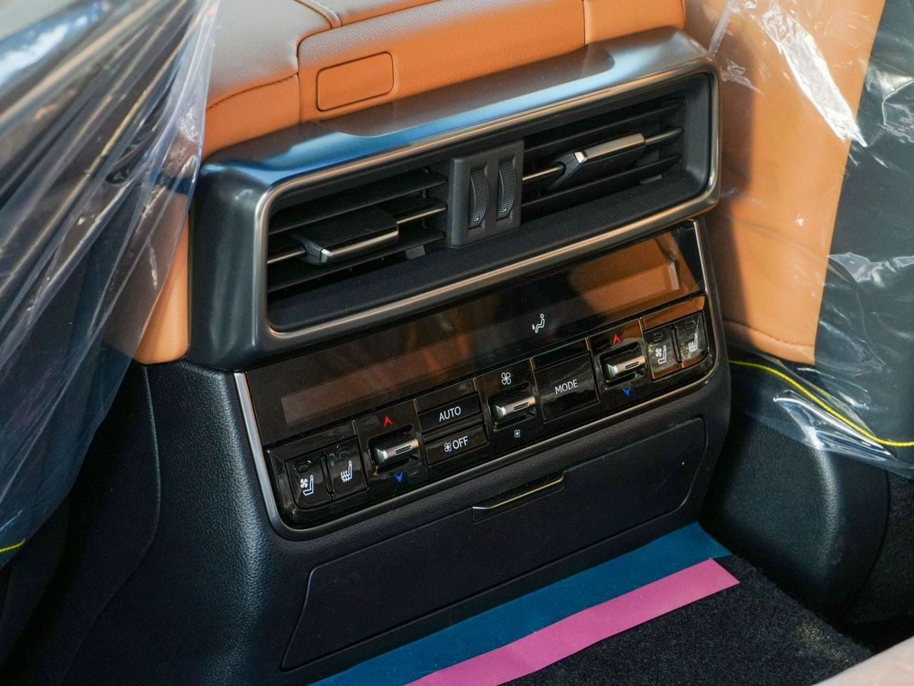 Lexus LX700h