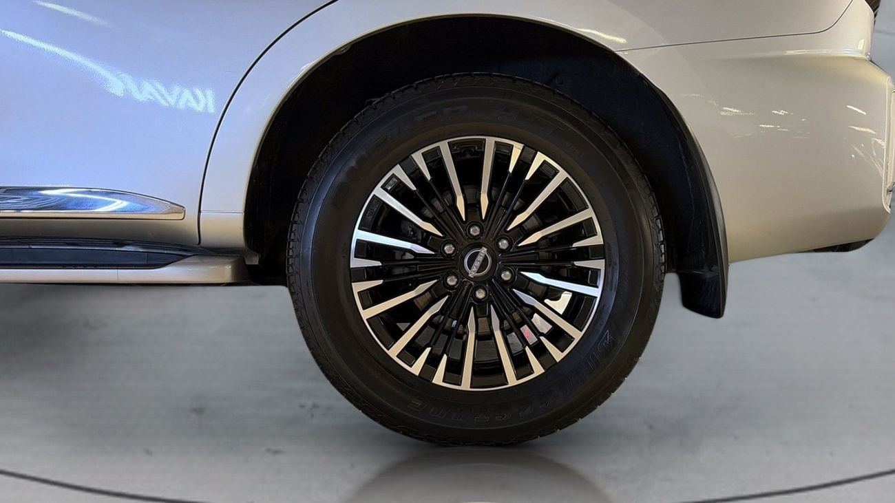 Nissan Patrol LE PLATINUM CITY | Guaranteed Warranty | 0 Down Payment