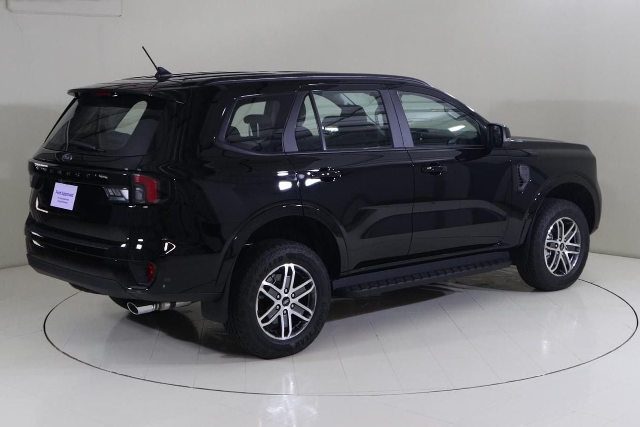 Ford Everest XLS EVR225/AL TAYER MOTORS/ AL QOUZ SHOWROOM