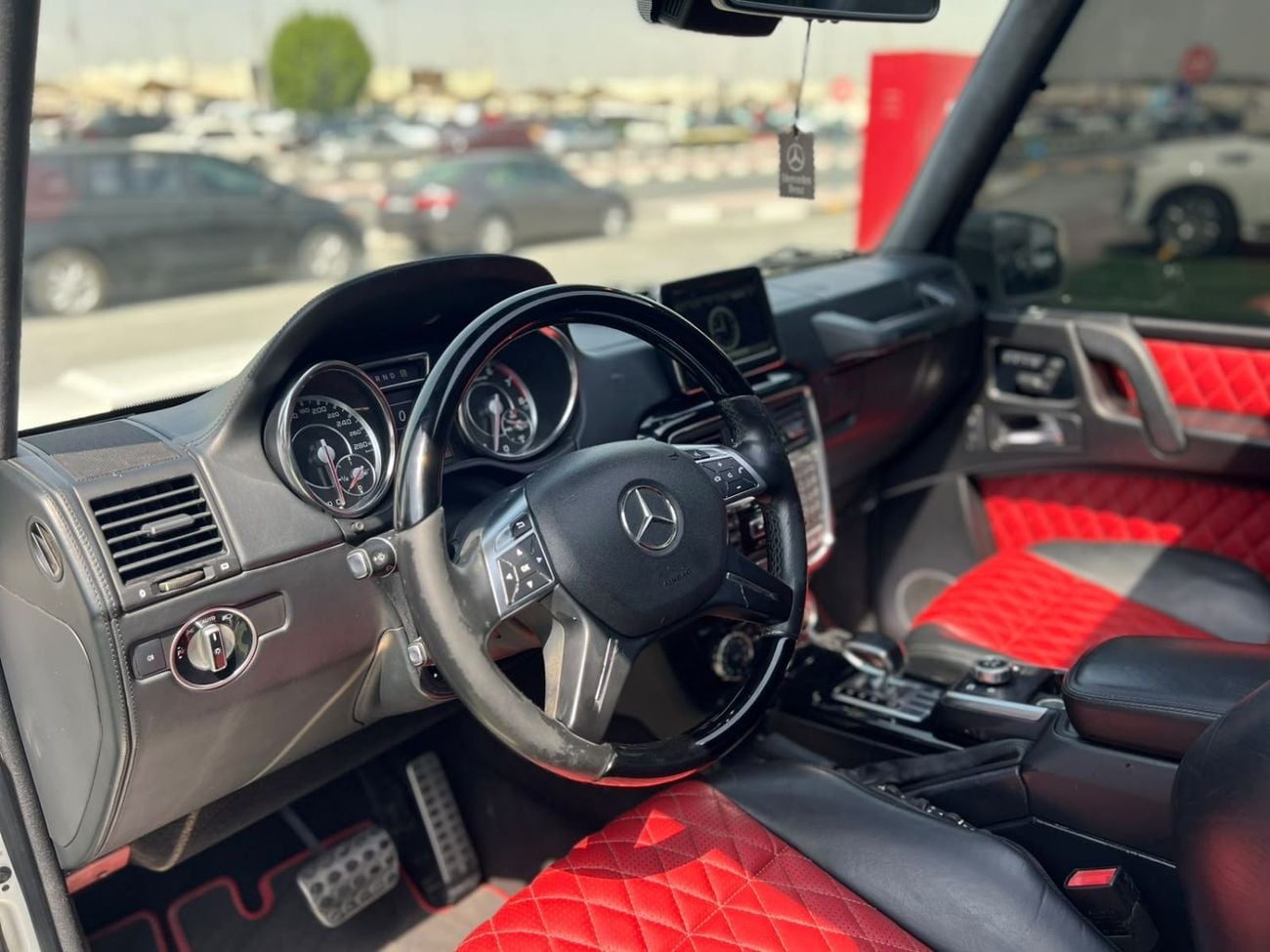مرسيدس بنز G 63 AMG ستاندارد مرسيدس بنز G63 موديل 2014. محرك 5.5 لتر/V8.