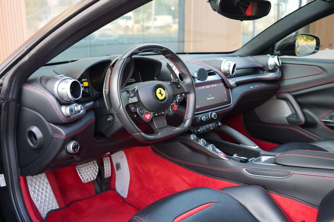 فيراري جي تي سي 4 لوسو LUSSO