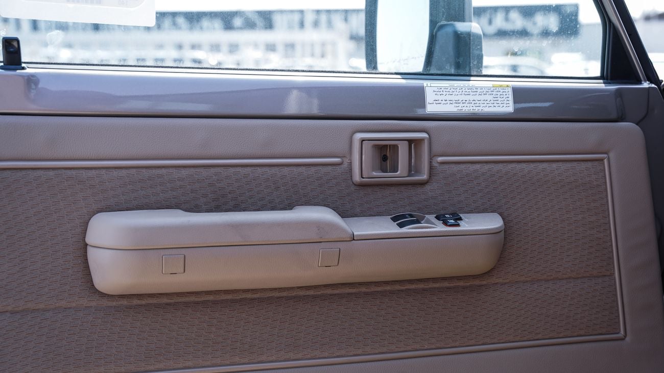 Toyota Land Cruiser 70