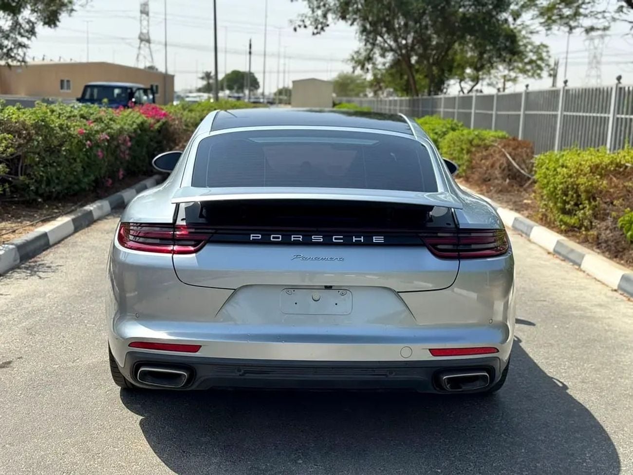 Porsche Panamera 4
