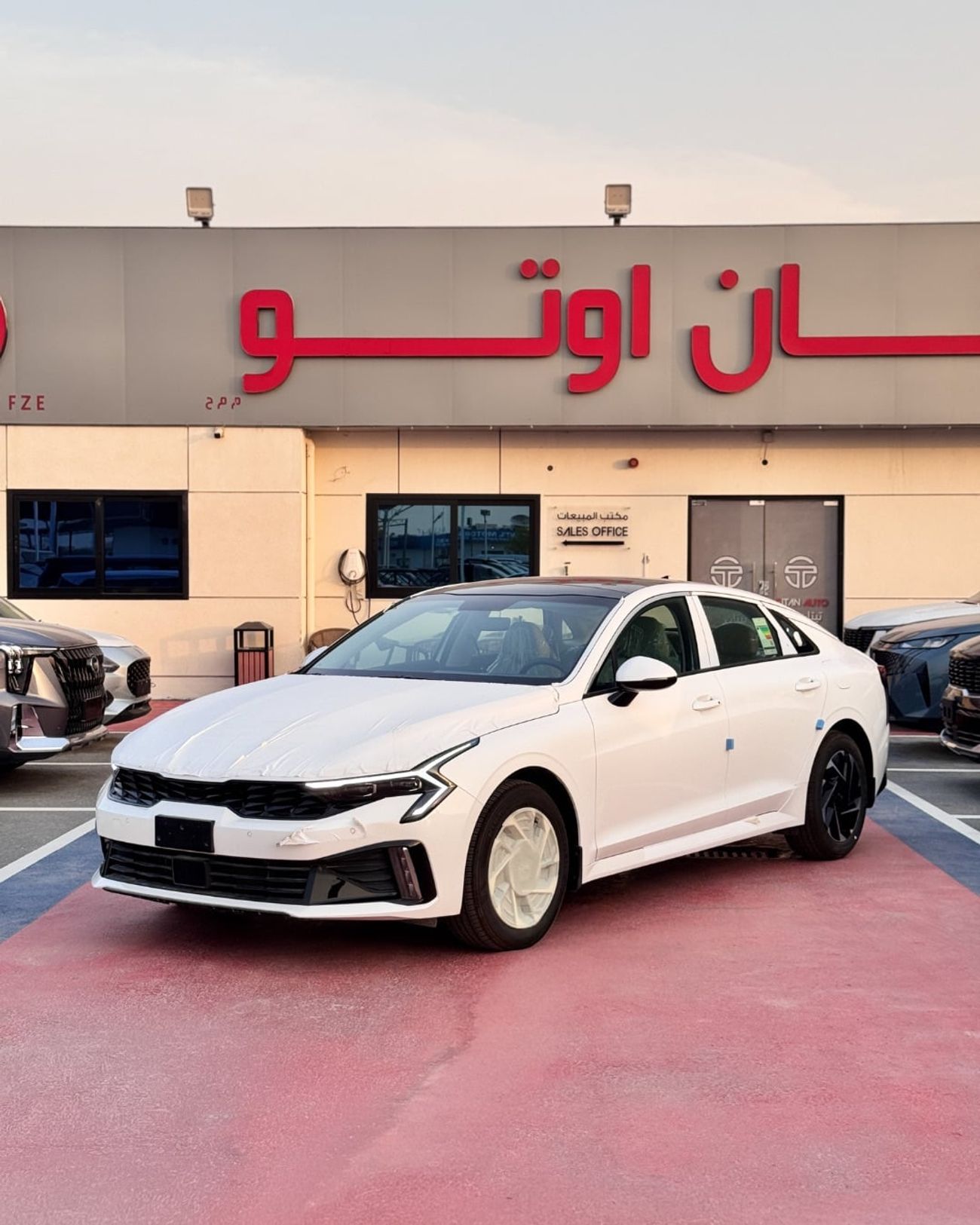 Kia K5 EX Kia K5 2.0 Hybrid engine, 2026 model, Gcc specifications