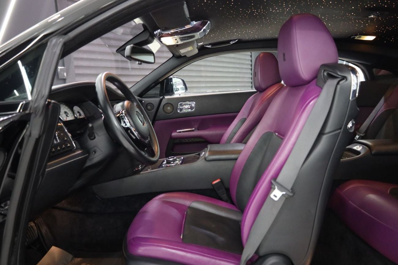 Rolls Royce Wraith Black Badge, Starlight Healiner, Two-Tone Interior, GCC Specs!!