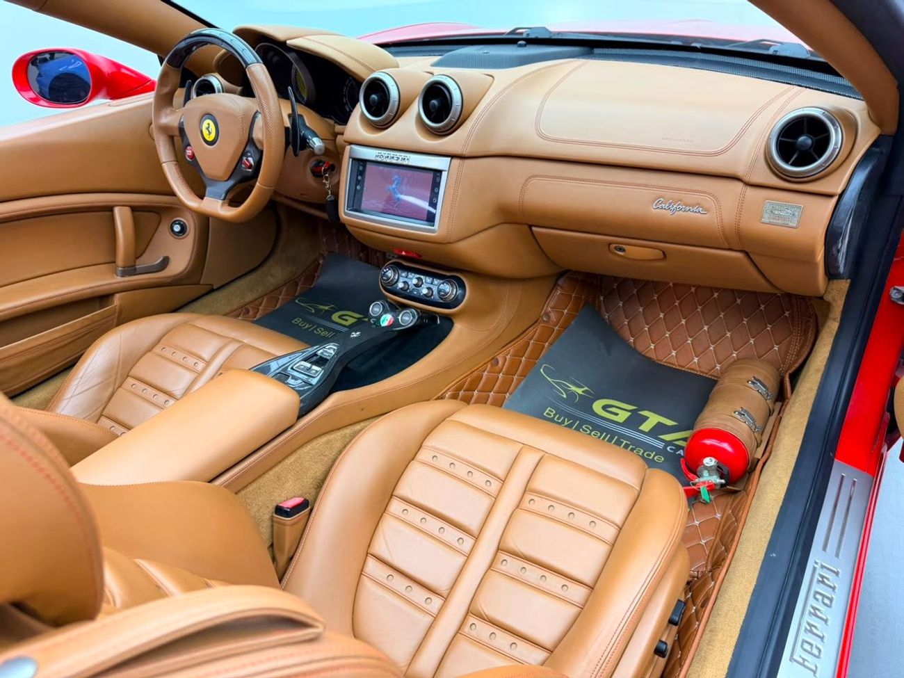 Ferrari California STANDARD 2011 Ferrari California Convertible, Full Service History, Fully Loaded, Excellent Condition, GCC