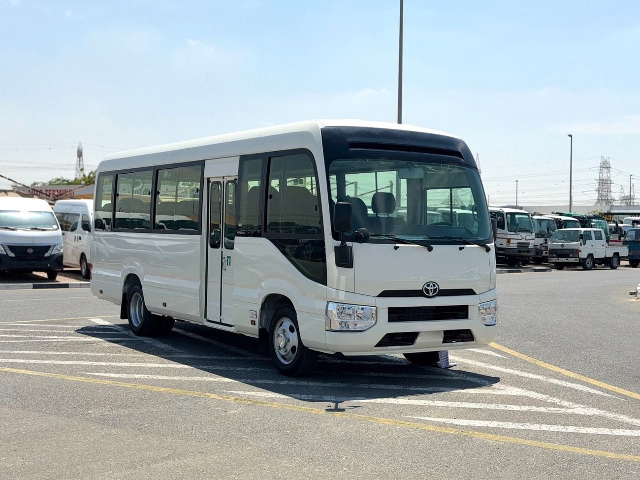Toyota Coaster Toyota coaster 4,2L Diesel 2026/2026 GCC