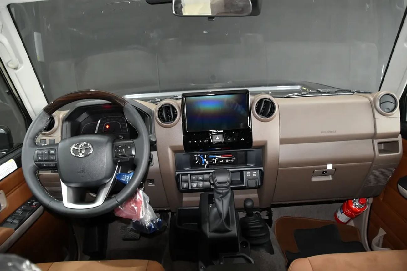 Toyota Land Cruiser 70 ll Land Cruiser Lc 76 Gcc ll Al-Futtaim Warranty