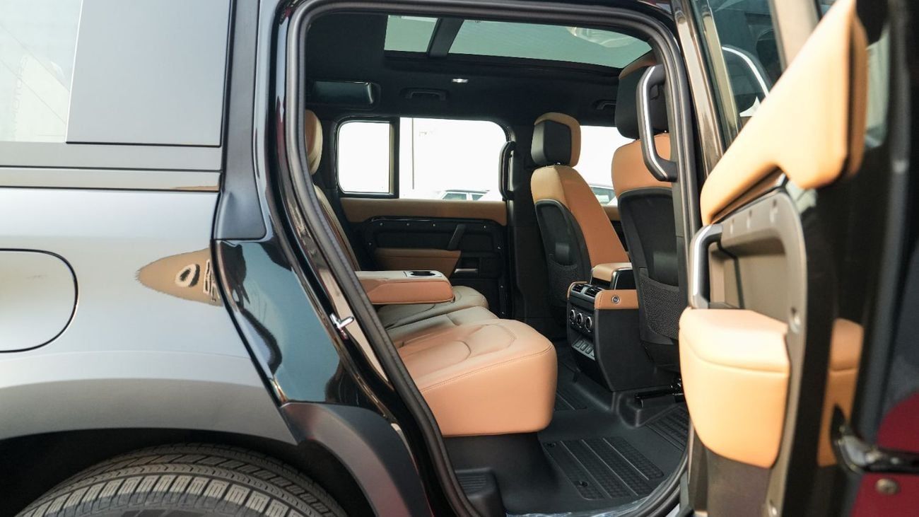 Land Rover Defender Ultimate Edition P525 V8 5.0 Black 2026MY Export Only V8 5.0 Black 2026MY Export Only