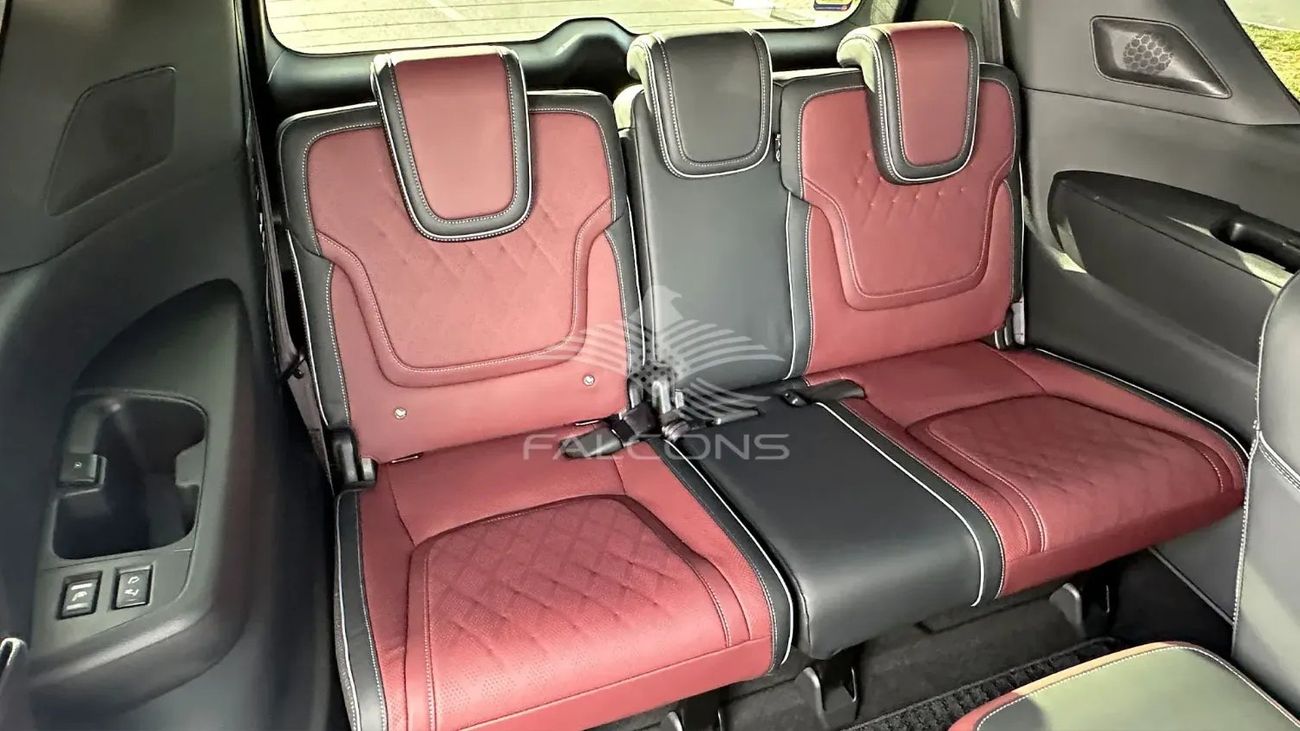 Infiniti QX80 AUTOGRAPH CAPTAIN CHAIRS