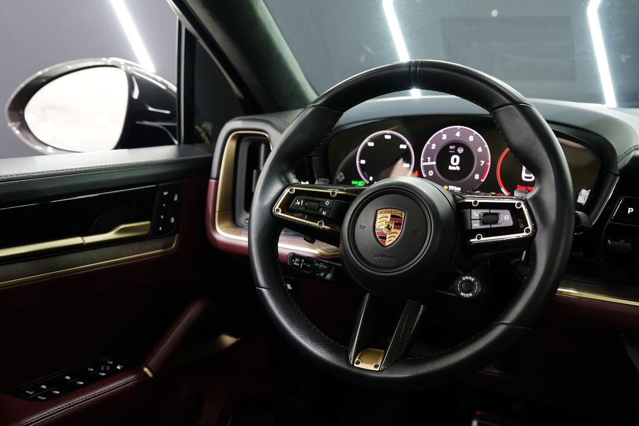 Porsche Cayenne GTS Coupe, Carbon Design Pack, Passenger Display, Burmester Audio, Dealer Warr!