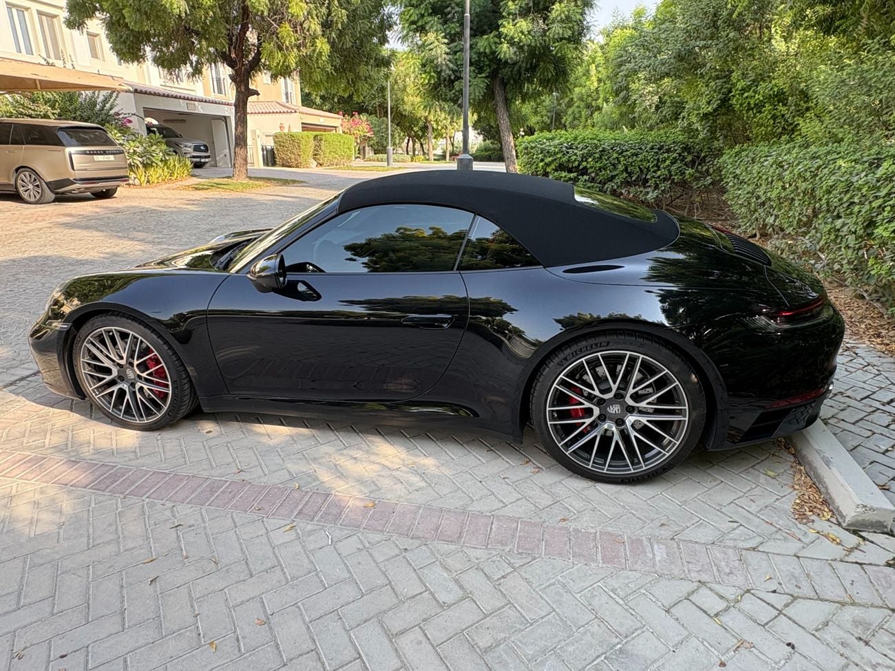 Porsche 911 CARRERA 4S