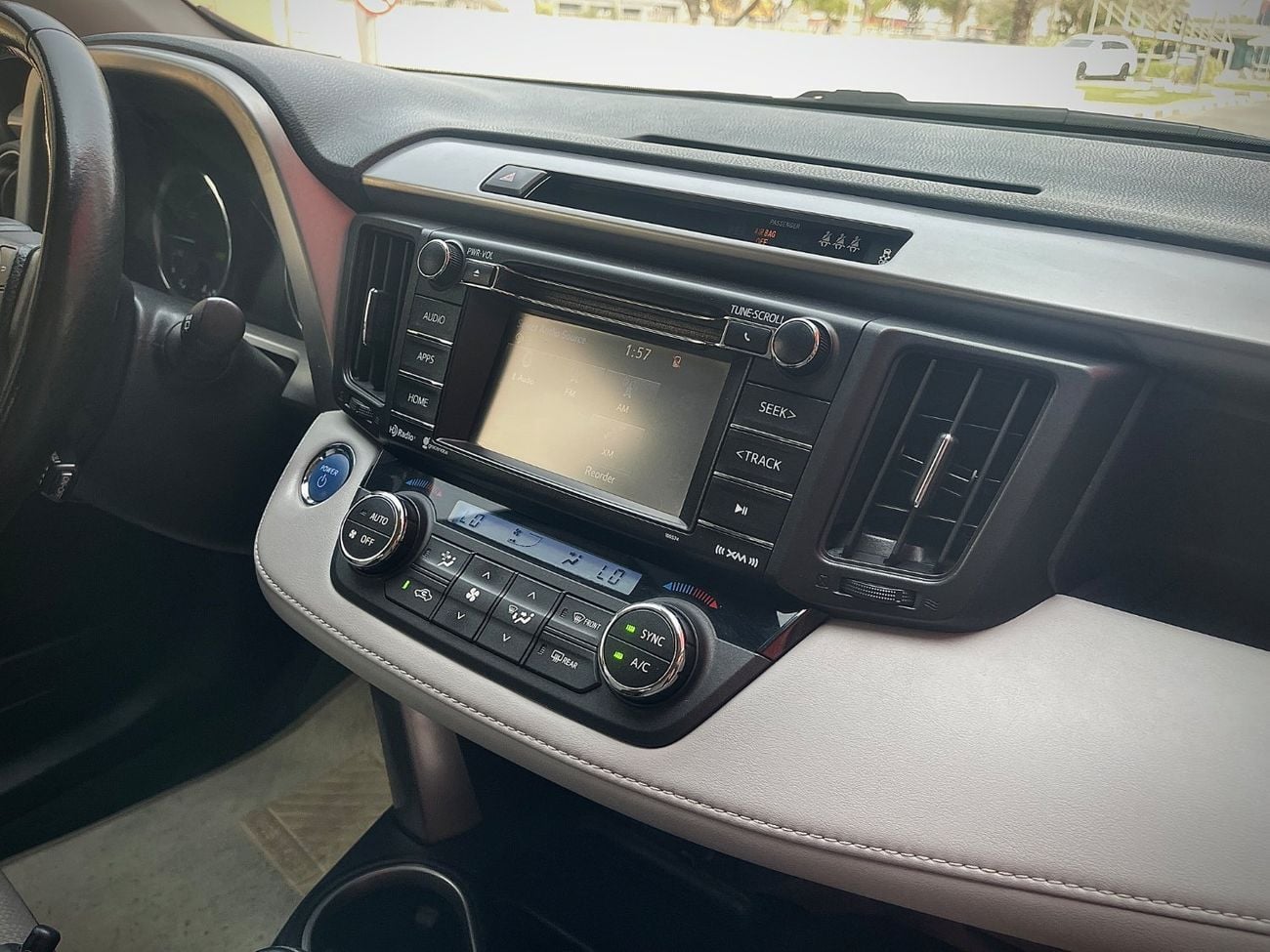 Toyota RAV4 XLE | Full option | Excellent Condition