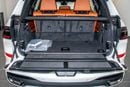 بي أم دبليو X7 XDRIVE40i لوكس M SPORT PACKAGE سيارة X7 xDrive40i الفاخرة مع باقة M الرياضية، 7 مقاعد