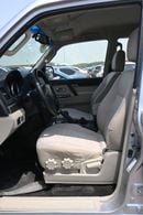 ميتسوبيشي باجيرو GLS MIDDLINE 5 -DOOR -3.5 - نظام الدفع الرباعى - SUV بترول - أوتوماتك - 3.5-6 V