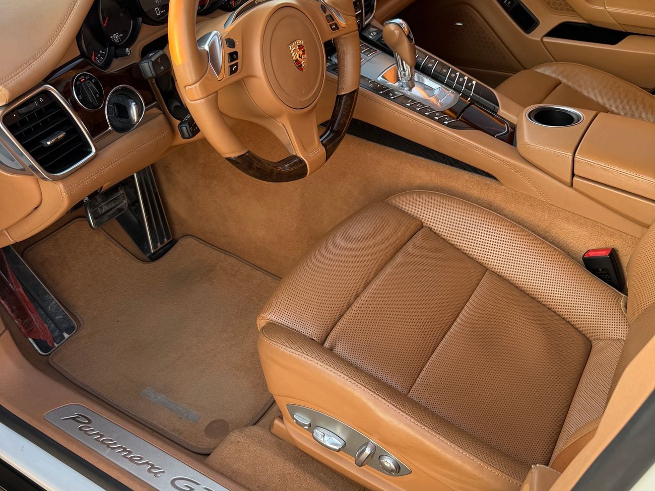 Porsche Panamera GTS