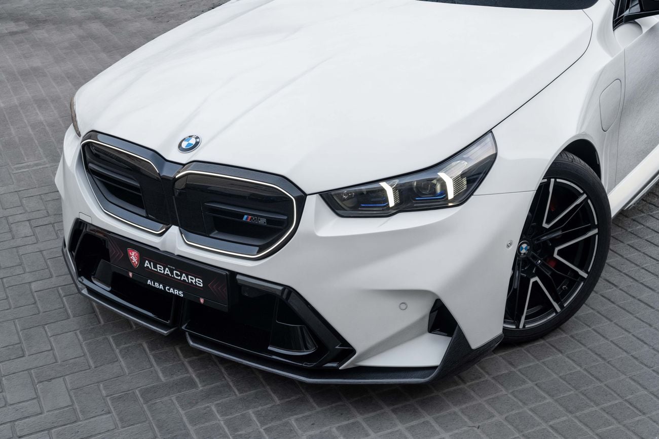 بي أم دبليو M5 M5 | 8,617 P.M | 0% Downpayment | 2025 BMW M5 | V8 Performance!