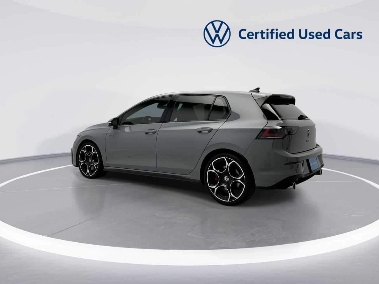 Volkswagen Golf GTI Premium Leather Seats 2L | 22,000 AED SAVINGS from New Car | 265 HP | GCC Specs