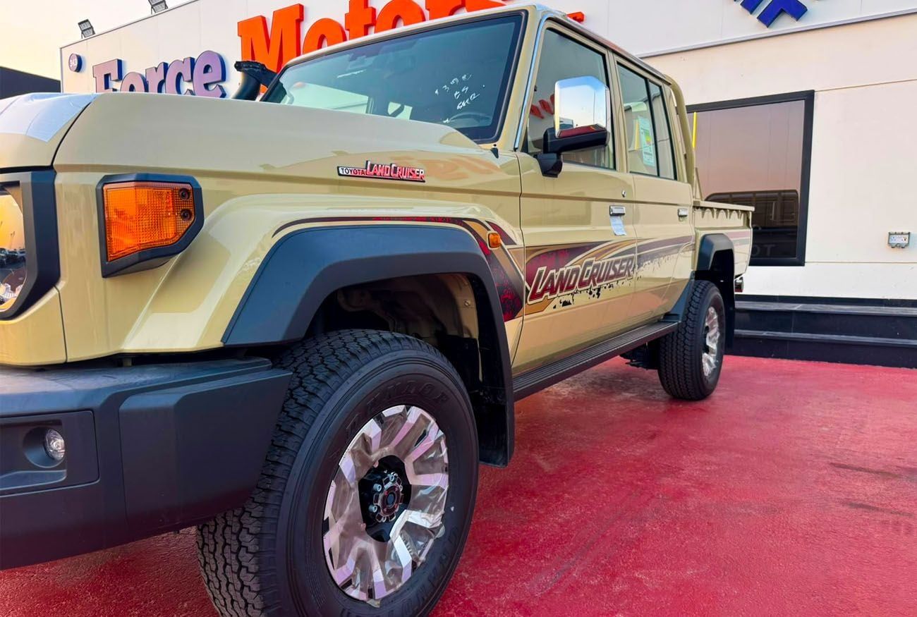 Toyota Land Cruiser 70 LC79 LX