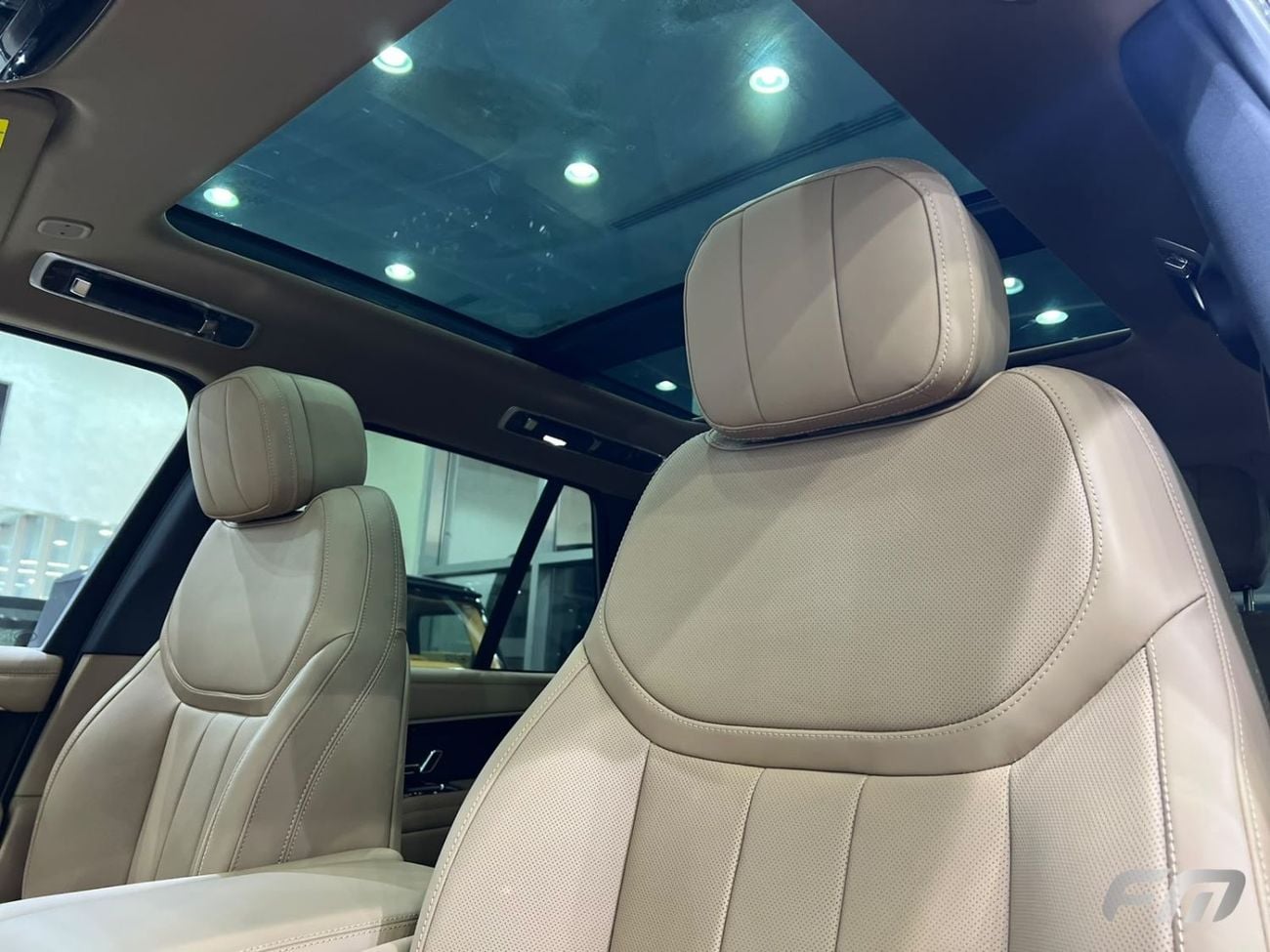 Land Rover Range Rover HSE P530